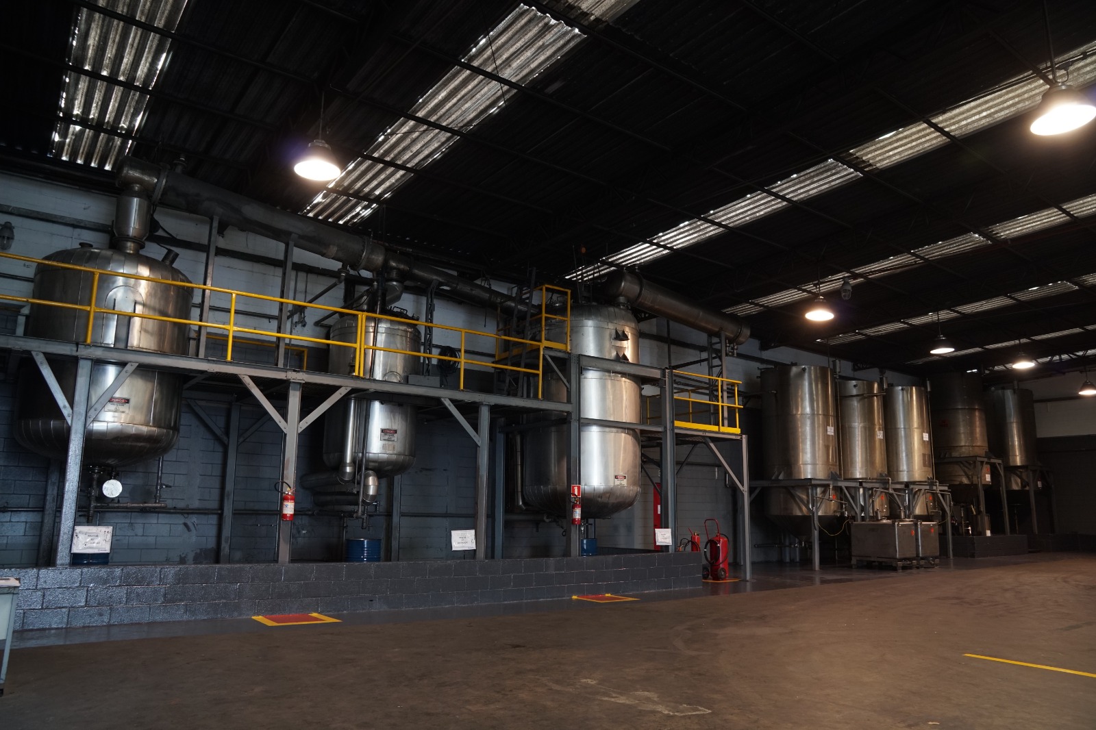 Estrutura industrial da unidade química da Megaquímica